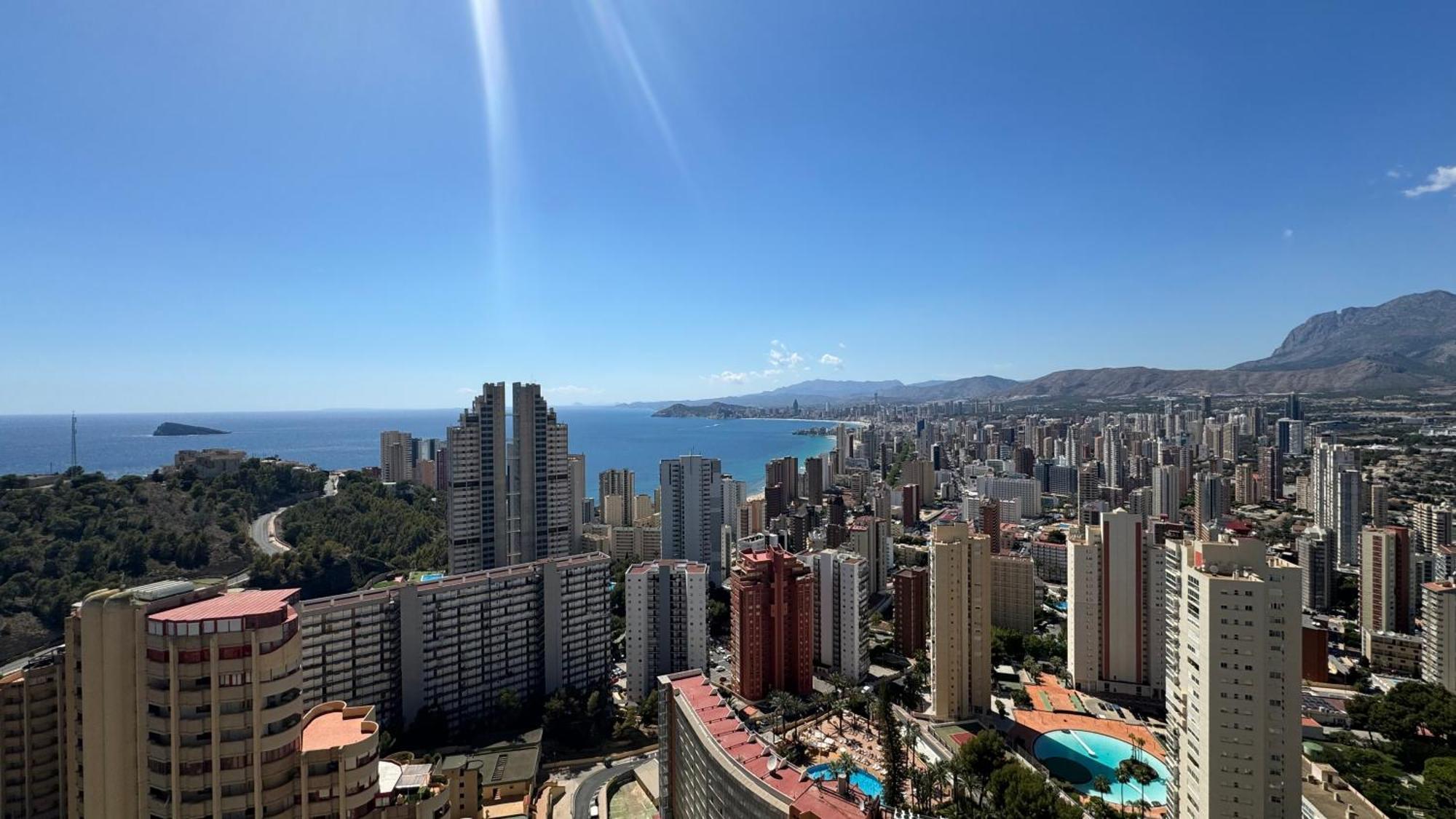 2-Bedroom Apartment With Sea Views Benidorm Exterior foto